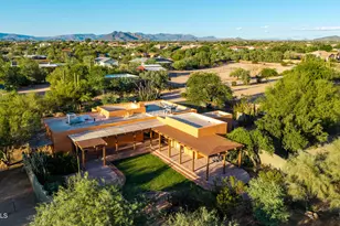 27218 N 46th St, Cave Creek, AZ 85331 - Photo 2