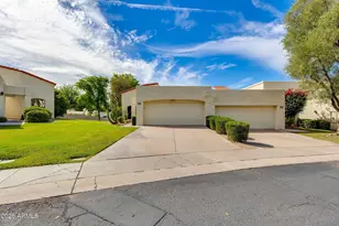 2437 E Rancho Dr, Phoenix, AZ 85016 - Photo 2
