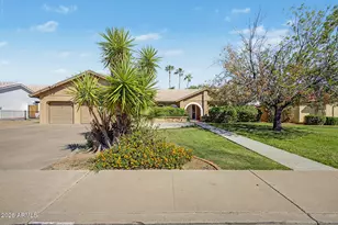 15217 N 60th St, Scottsdale, AZ 85254 - Photo 2