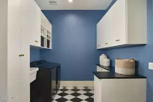 3602 E Highland Ave, Phoenix, AZ 85018 - Photo 28