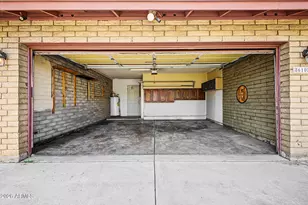 8610 N 42nd Dr, Phoenix, AZ 85051 - Photo 30