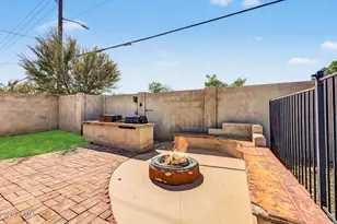 8610 N 42nd Dr, Phoenix, AZ 85051 - Photo 34