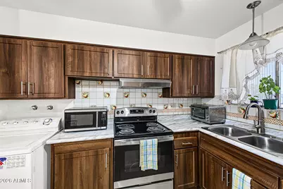 12019 N 107th Avenue, Sun City, AZ 85351 - Photo 10
