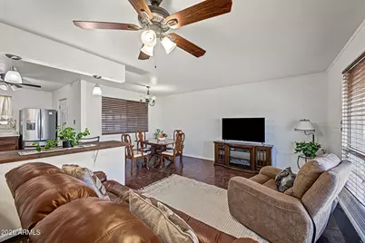 12019 N 107th Avenue, Sun City, AZ 85351 - Photo 4