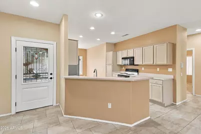 16386 W Crater Lane, Surprise, AZ 85374 - Photo 4