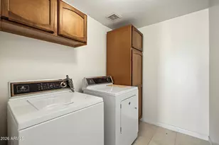 2336 W Highland Ct, Chandler, AZ 85224 - Photo 38