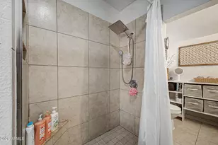 2025 W Madison St, Phoenix, AZ 85009 - Photo 8