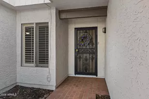 8185 E Del Caverna Dr, Scottsdale, AZ 85258 - Photo 2