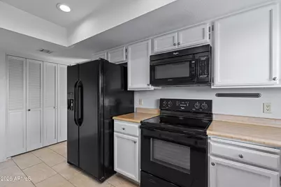 8185 E Del Caverna Drive, Scottsdale, AZ 85258 - Photo 10