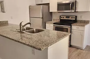 5236 W Peoria Ave, Glendale, AZ 85302 - Photo 1