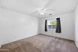 17137 W Port Royale Ln, Surprise, AZ 85388 - Photo 16