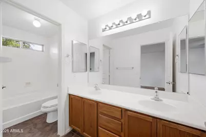 17137 W Port Royale Lane, Surprise, AZ 85388 - Photo 18