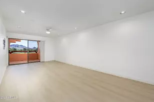 12212 N Paradise Vlg Pkwy S, Phoenix, AZ 85032 - Photo 4