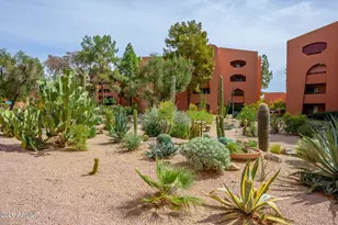 12212 N Paradise Vlg Pkwy S, Phoenix, AZ 85032 - Photo 34