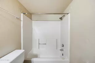 4410 N Longview Ave, Phoenix, AZ 85014 - Photo 10