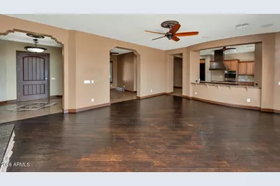 2703 W Languid Lane, Phoenix, AZ 85086 - Photo 8