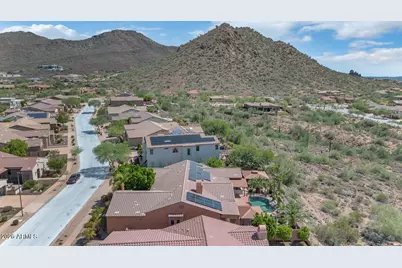 2703 W Languid Lane, Phoenix, AZ 85086 - Photo 4