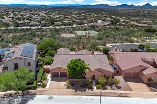 2703 W Languid Ln, Phoenix, AZ 85086 - Photo 2