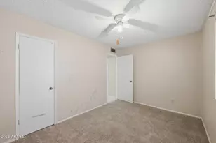 9329 N 44th Ave, Glendale, AZ 85302 - Photo 14