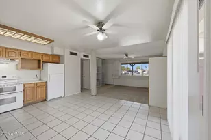 9329 N 44th Ave, Glendale, AZ 85302 - Photo 10