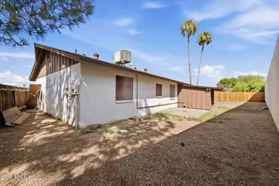 9329 N 44th Avenue, Glendale, AZ 85302 - Photo 4