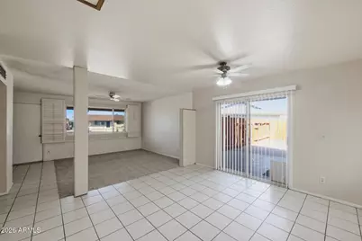 9329 N 44th Avenue, Glendale, AZ 85302 - Photo 6