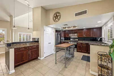 11038 W Runion Drive, Sun City, AZ 85373 - Photo 2