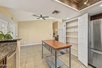 11038 W Runion Drive, Sun City, AZ 85373 - Photo 12