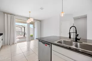 4240 W Coneflower Ln, San Tan Valley, AZ 85144 - Photo 12
