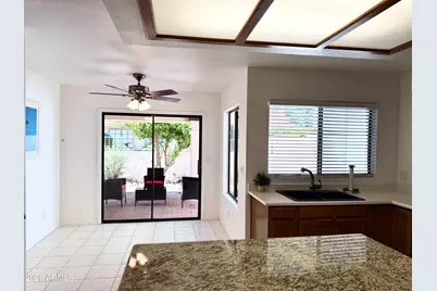 9404 W Morrow Drive, Peoria, AZ 85382 - Photo 8