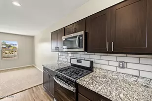5882 N 195th Dr, Litchfield Park, AZ 85340 - Photo 4