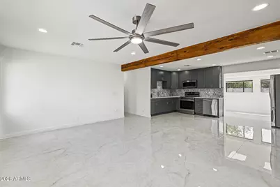 7525 E Moreland Street, Scottsdale, AZ 85257 - Photo 2