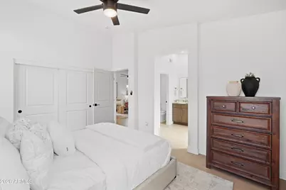 4622 E Grovers Avenue, Phoenix, AZ 85032 - Photo 18