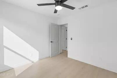 4622 E Grovers Avenue, Phoenix, AZ 85032 - Photo 22