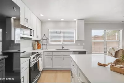2303 E 35th Avenue, Apache Junction, AZ 85119 - Photo 6