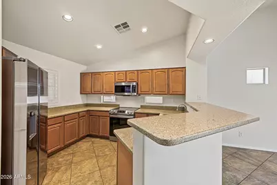 2401 W Silver Streak Way, San Tan Valley, AZ 85144 - Photo 10