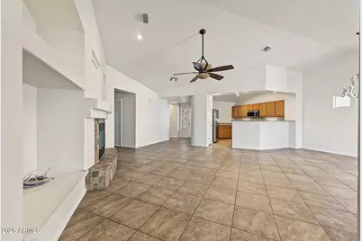 2401 W Silver Streak Way, San Tan Valley, AZ 85144 - Photo 6