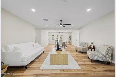 2532 W Columbine Drive, Phoenix, AZ 85029 - Photo 8
