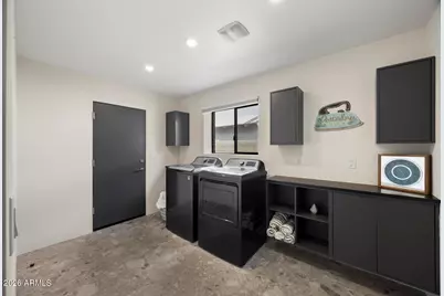 8731 E Starlight Way, Scottsdale, AZ 85250 - Photo 18