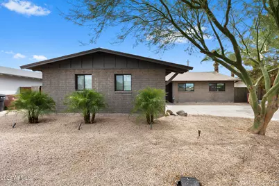 8731 E Starlight Way, Scottsdale, AZ 85250 - Photo 2