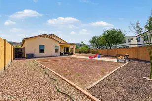 8802 S 9th St, Phoenix, AZ 85042 - Photo 32