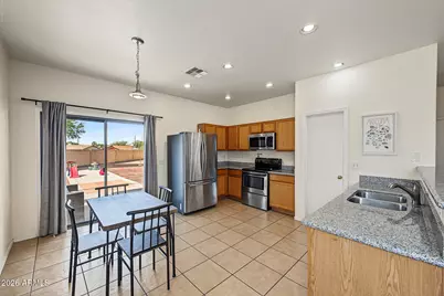 8802 S 9th Street, Phoenix, AZ 85042 - Photo 10