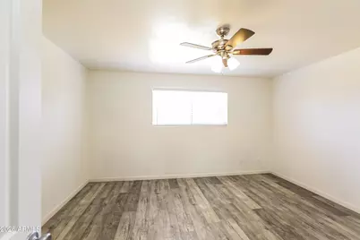 4635 W Laurel Lane, Glendale, AZ 85304 - Photo 14
