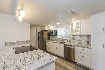 4635 W Laurel Lane, Glendale, AZ 85304 - Photo 8