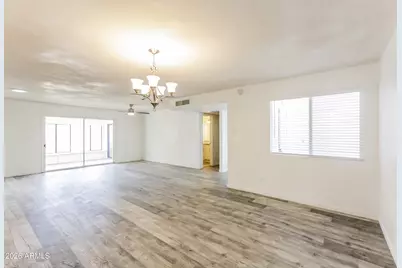4635 W Laurel Lane, Glendale, AZ 85304 - Photo 6