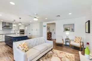 925 E Waltann Ln, Phoenix, AZ 85022 - Photo 22