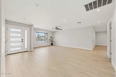 1650 W Loma Lane, Phoenix, AZ 85021 - Photo 2