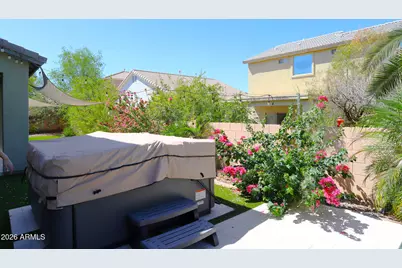 515 W Melody Drive, Phoenix, AZ 85041 - Photo 32