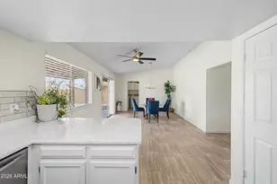 10402 W Harmont Dr, Peoria, AZ 85345 - Photo 14