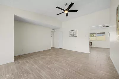10402 W Harmont Drive, Peoria, AZ 85345 - Photo 10
